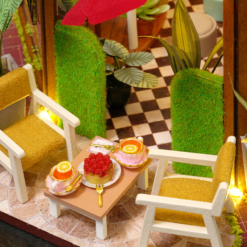 Puzziv 1:24 DIY Dollhouse Kit (Garden Cafe)