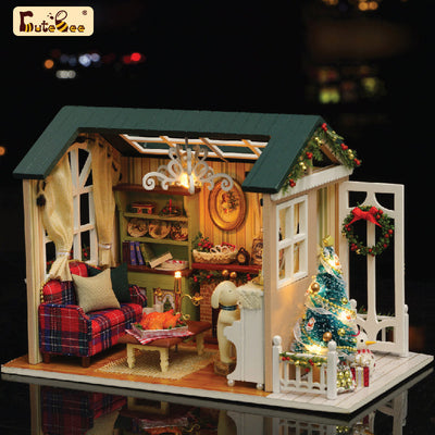 Puzziv 1: 24 DIY Dollhouse Kit (Holiday Time)