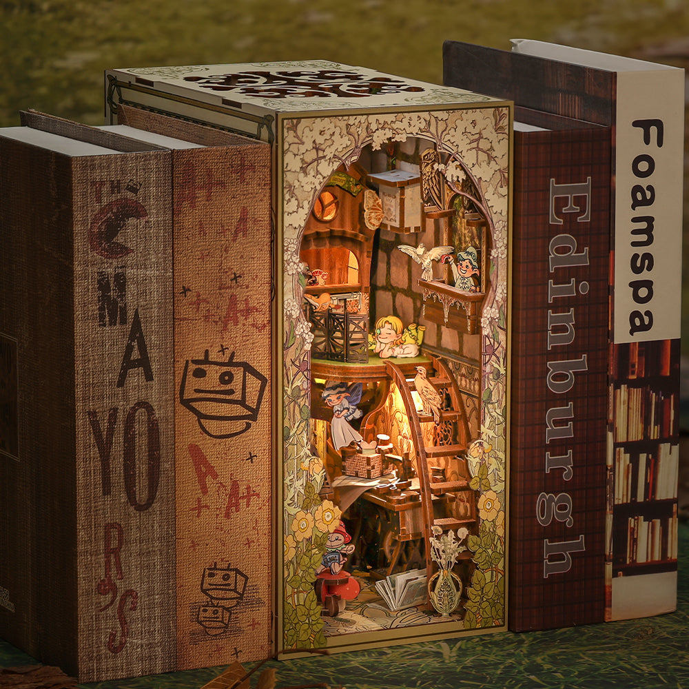 Puzziv DIY Booknook Kit (Elves Paradise)