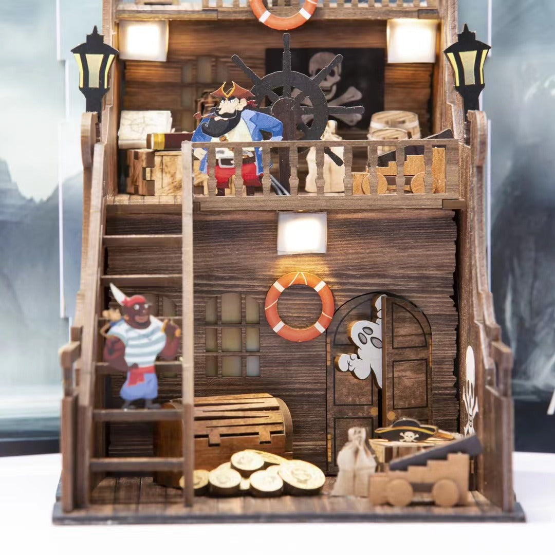 Puzziv DIY Booknook Kit (Sea Hunter)