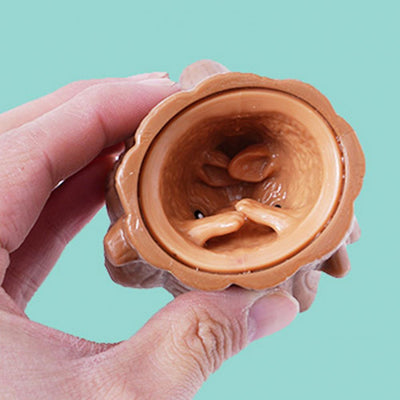 SQUEEZING SQUIRREL CUP TOY